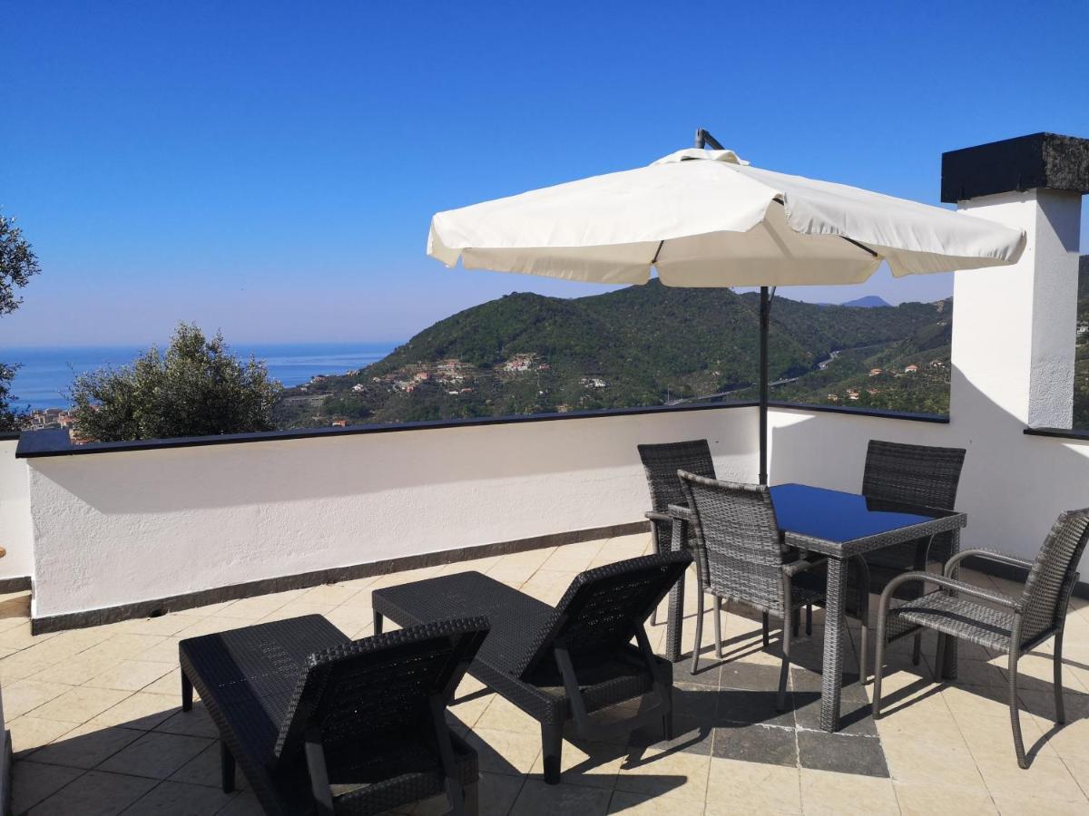 فيلا La Vivagna - Casa Vista Mare Tra Gli Ulivi Leivi المظهر الخارجي الصورة